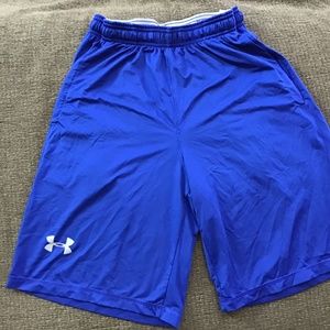 Mens Under Armour loose heat gear basketball shorts